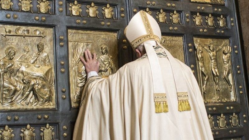 pope francis holy door